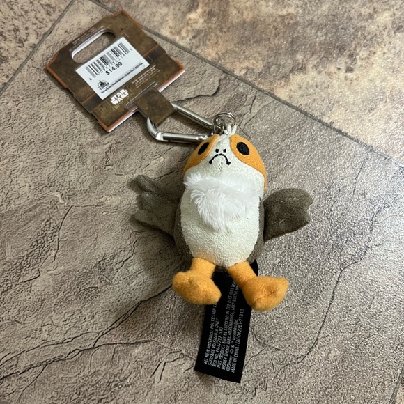 NWT Star Wars Galaxy Edge Porg Keychain Plush - Picture 2 of 4